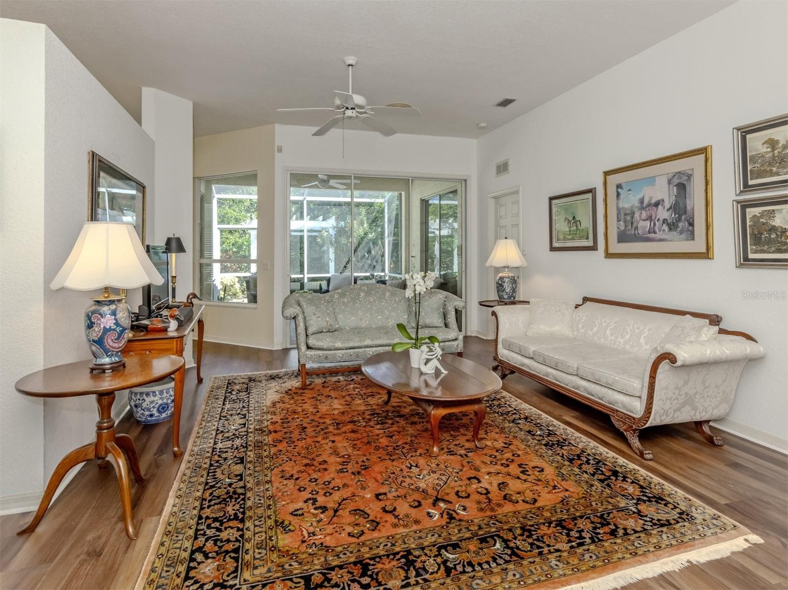 Single Family Residence at 554 FALLBROOK DR, VENICE, photo 4 of 65