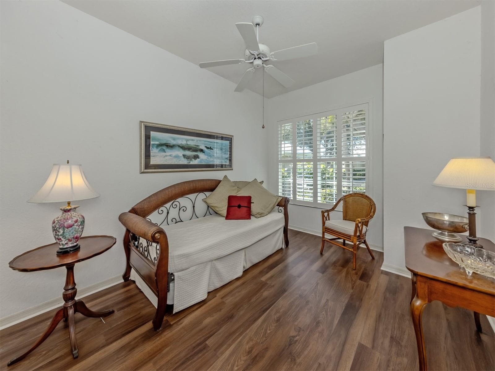 Single Family Residence at 554 FALLBROOK DR, VENICE, photo 20 of 65