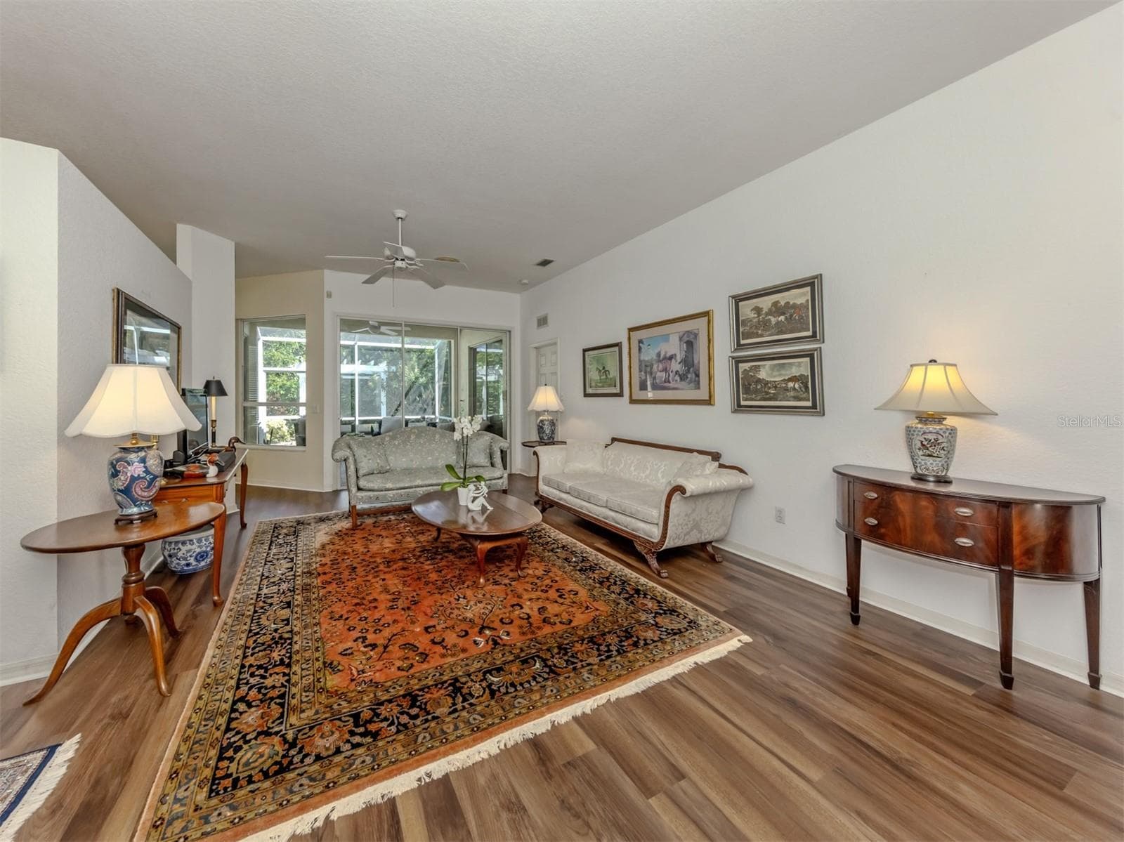 Single Family Residence at 554 FALLBROOK DR, VENICE, photo 25 of 65
