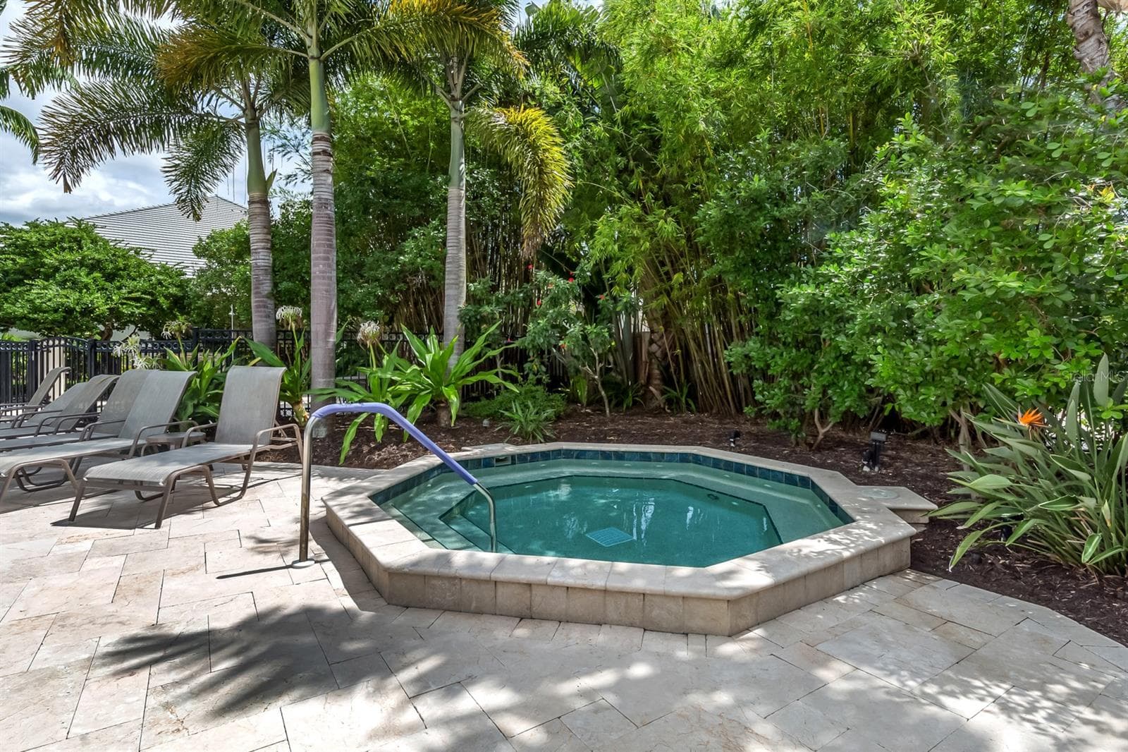 Single Family Residence at 554 FALLBROOK DR, VENICE, photo 50 of 65