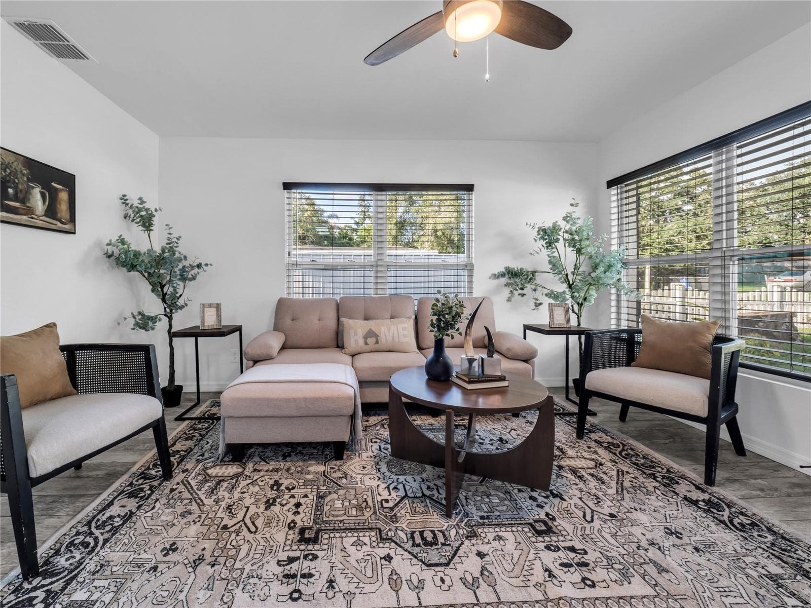 Single Family Residence at 4014 MCLANE DR, TAMPA, photo 8 of 33