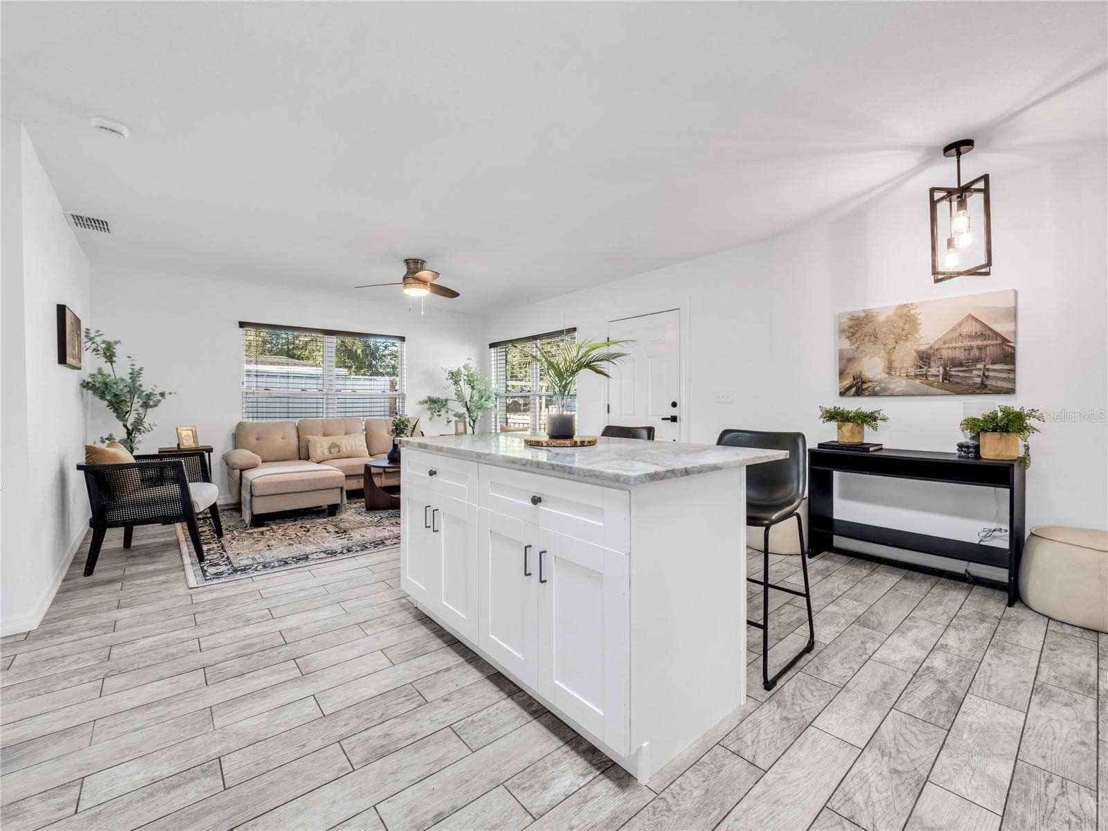 Single Family Residence at 4014 MCLANE DR, TAMPA, photo 12 of 33