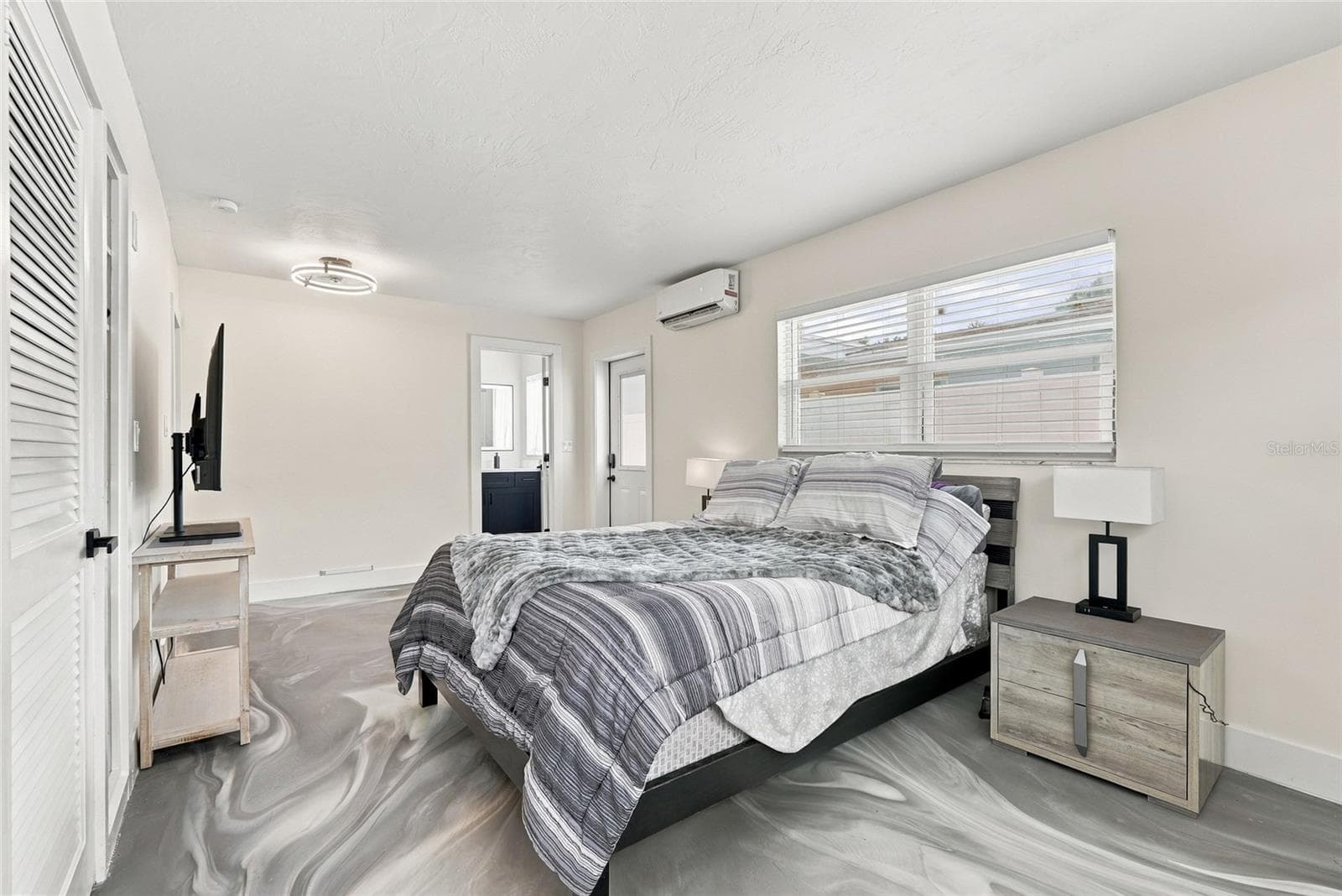 Single Family Residence at 10259 NARANJA ST, SEMINOLE, photo 17 of 40