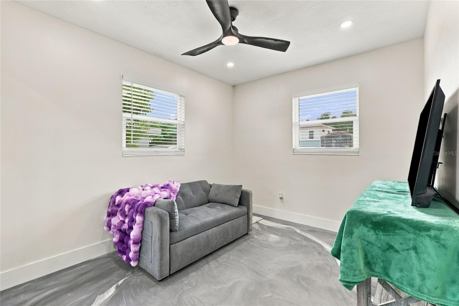 Single Family Residence at 10259 NARANJA ST, SEMINOLE, photo 23 of 40