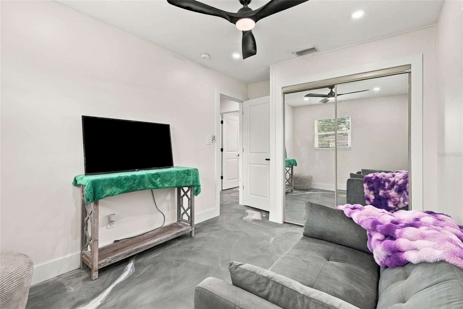 Single Family Residence at 10259 NARANJA ST, SEMINOLE, photo 24 of 40