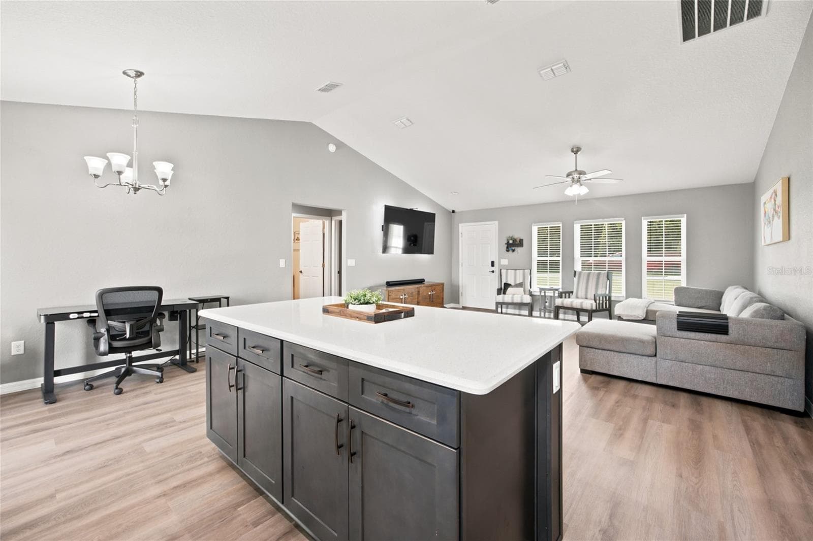 Single Family Residence at 15093 SE 93RD CT, SUMMERFIELD, photo 9 of 29