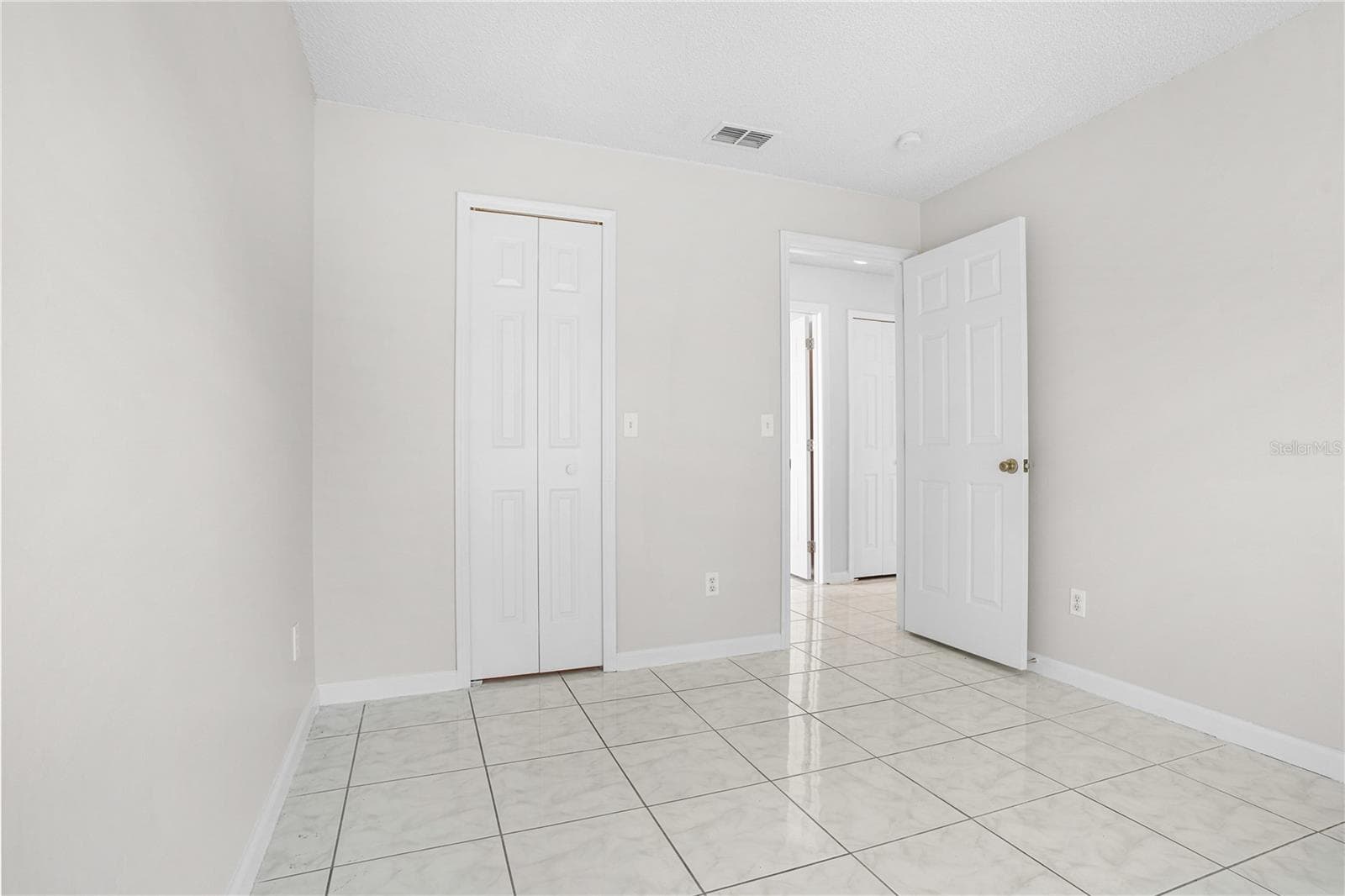 Single Family Residence at 636 REGENCY WAY, KISSIMMEE, photo 23 of 35