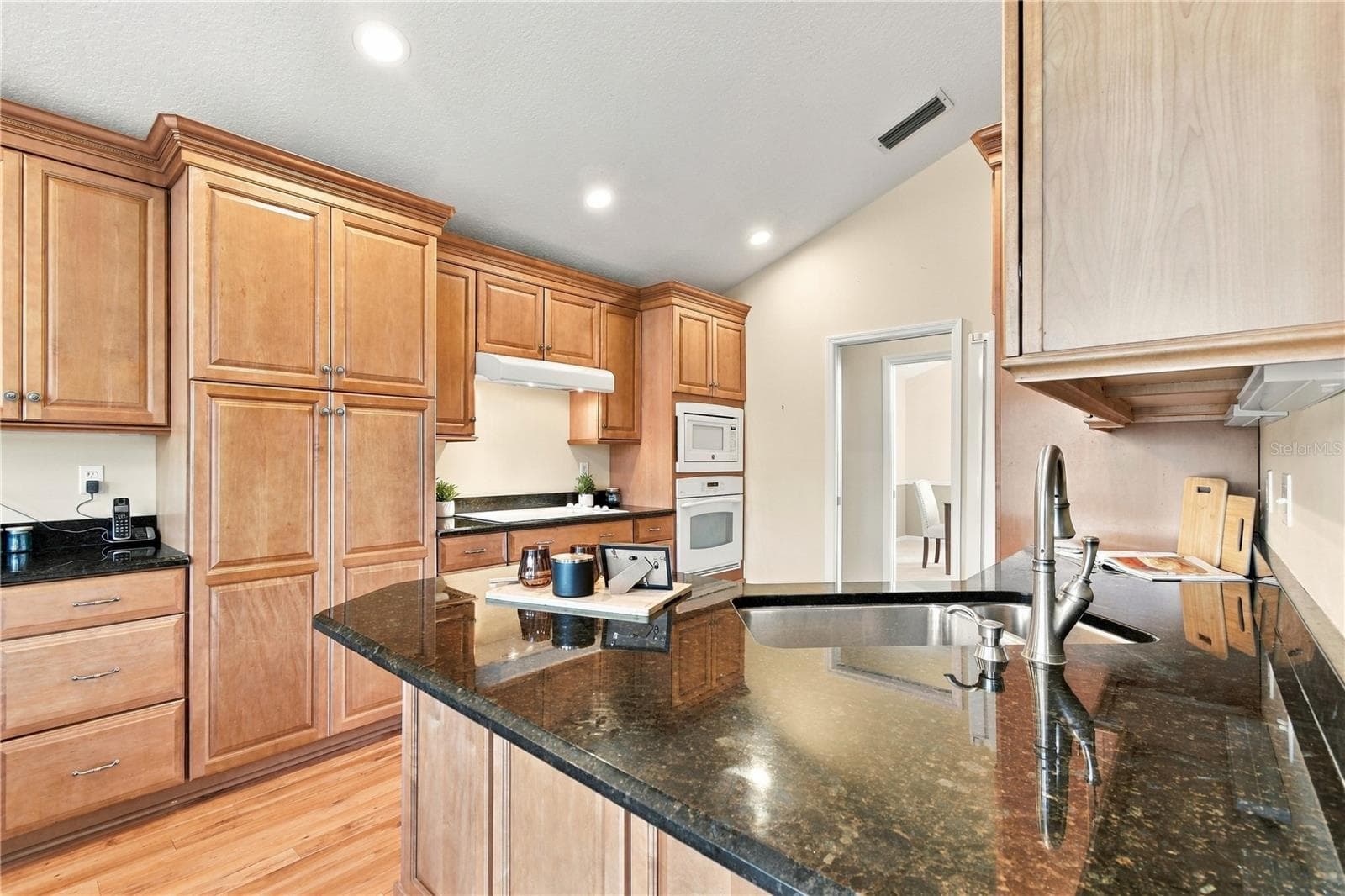 Kitchen 2 - 524 S LONGVIEW PL, LONGWOOD