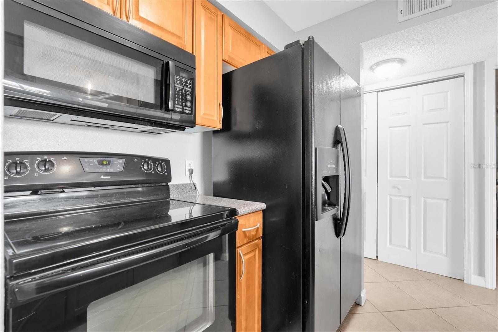 Condominium at 10103 SAILWINDS BLVD N #105, LARGO, photo 13 of 41