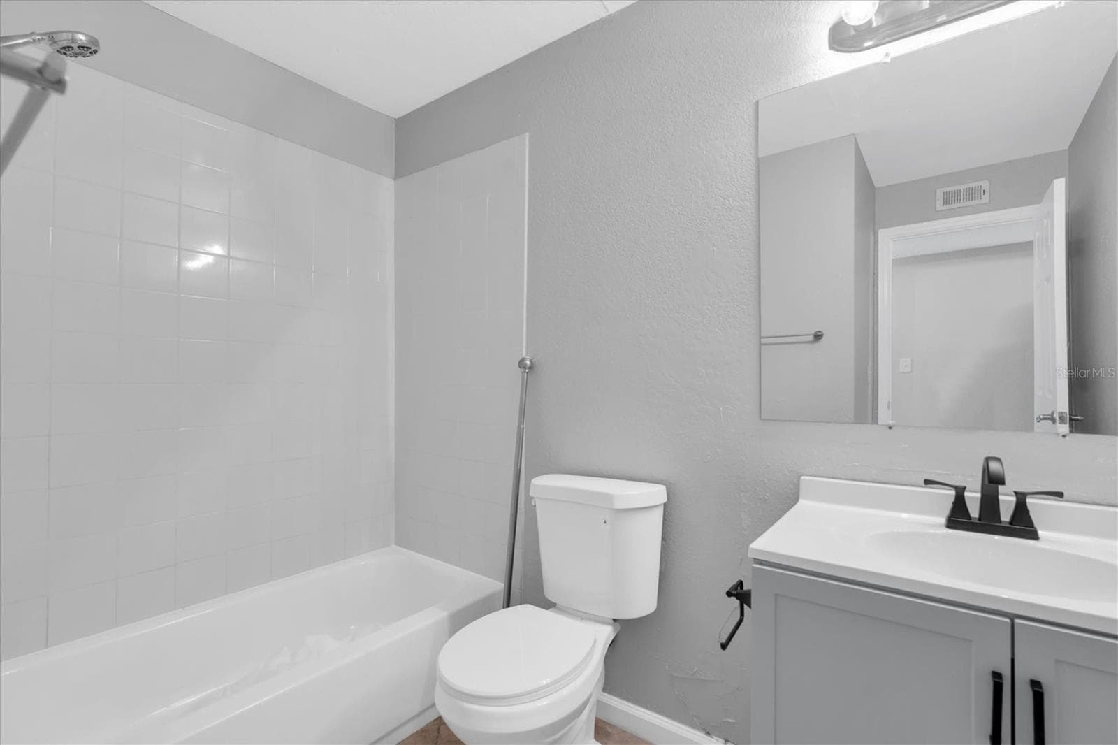 Condominium at 10103 SAILWINDS BLVD N #105, LARGO, photo 24 of 41