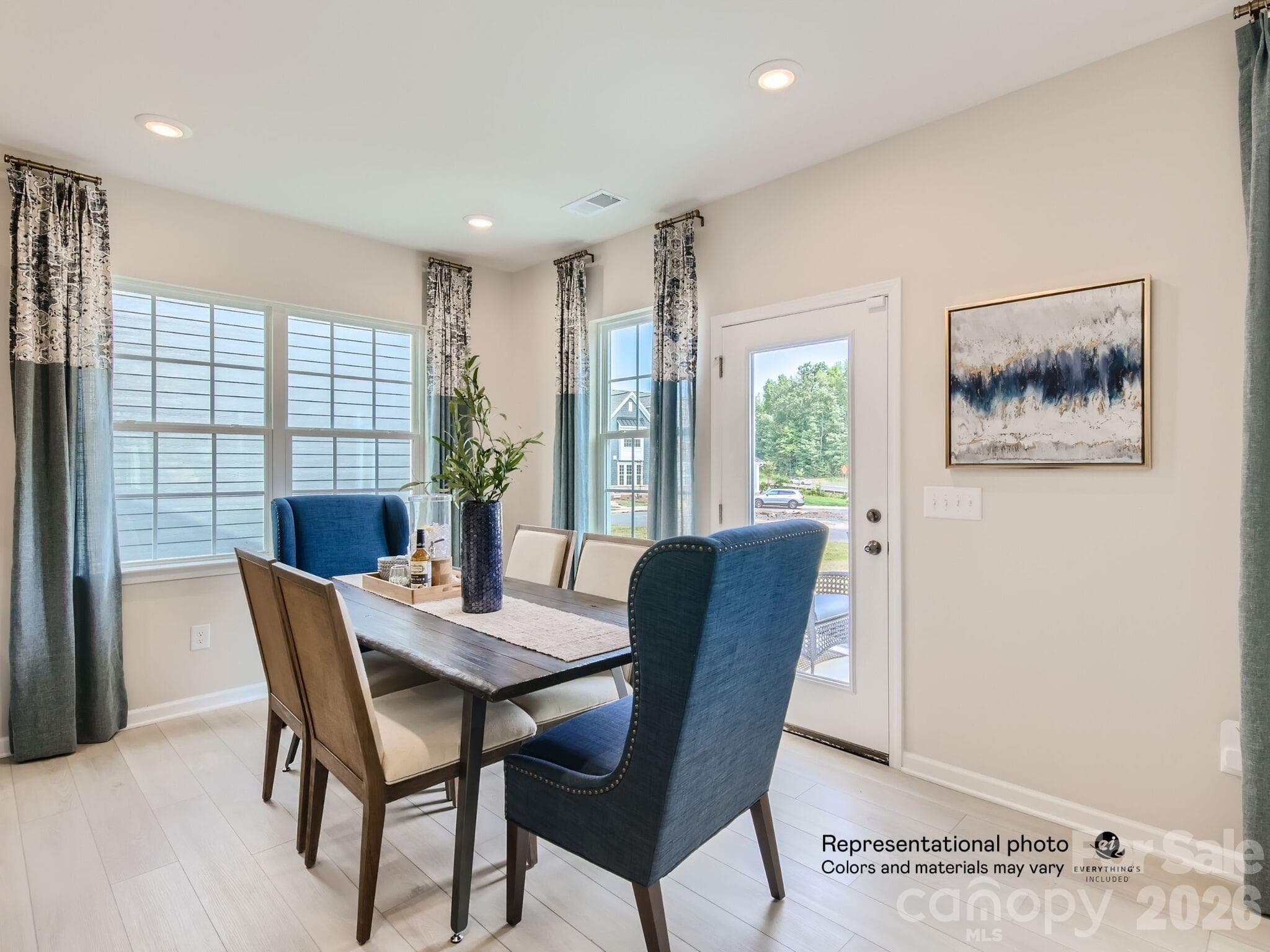 Single Family Residence at 1644 Swallow Tail Drive, Belmont, photo 6 of 19