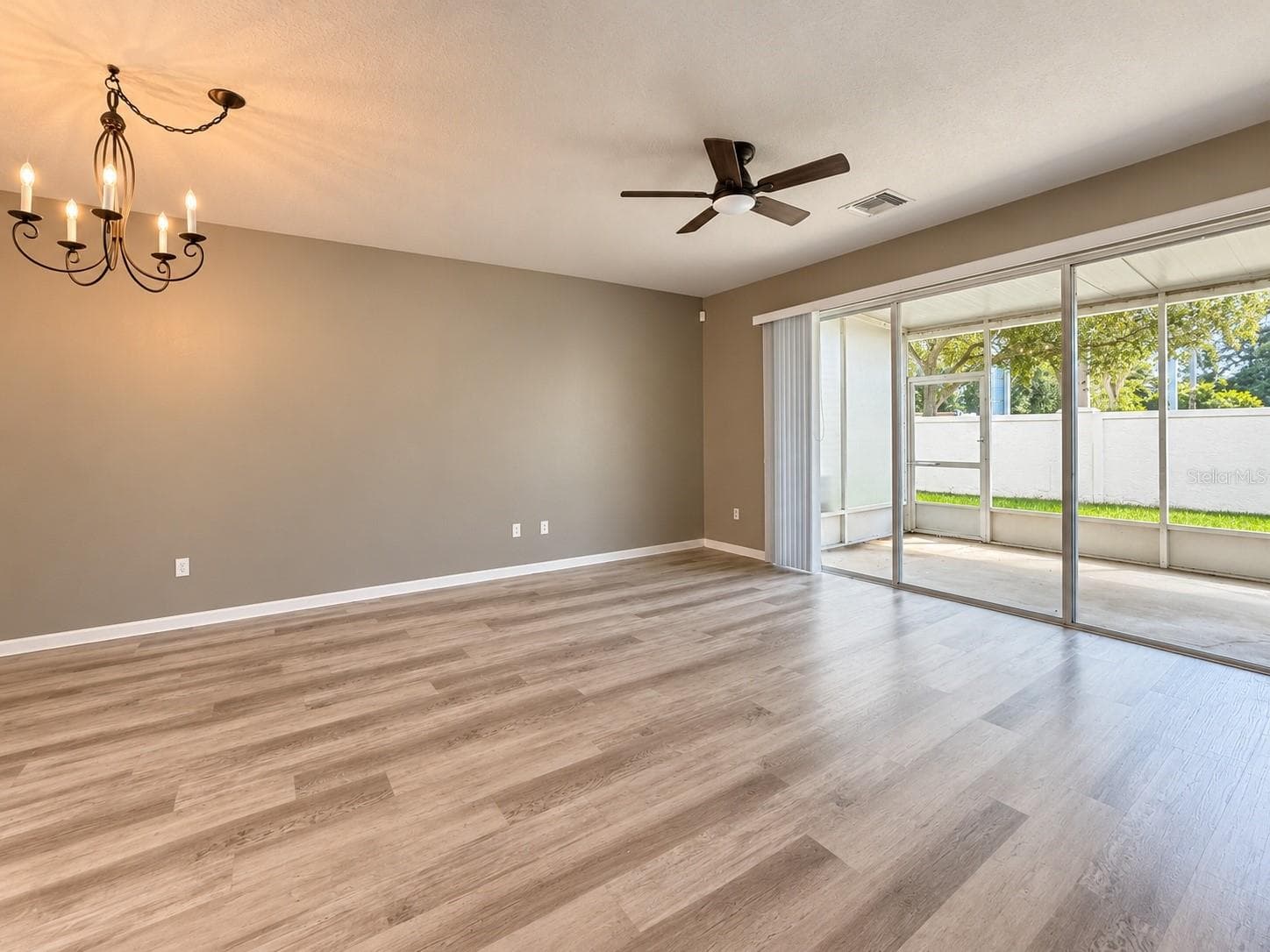 Townhouse at 5032 POND RIDGE DR, RIVERVIEW, photo 6 of 17