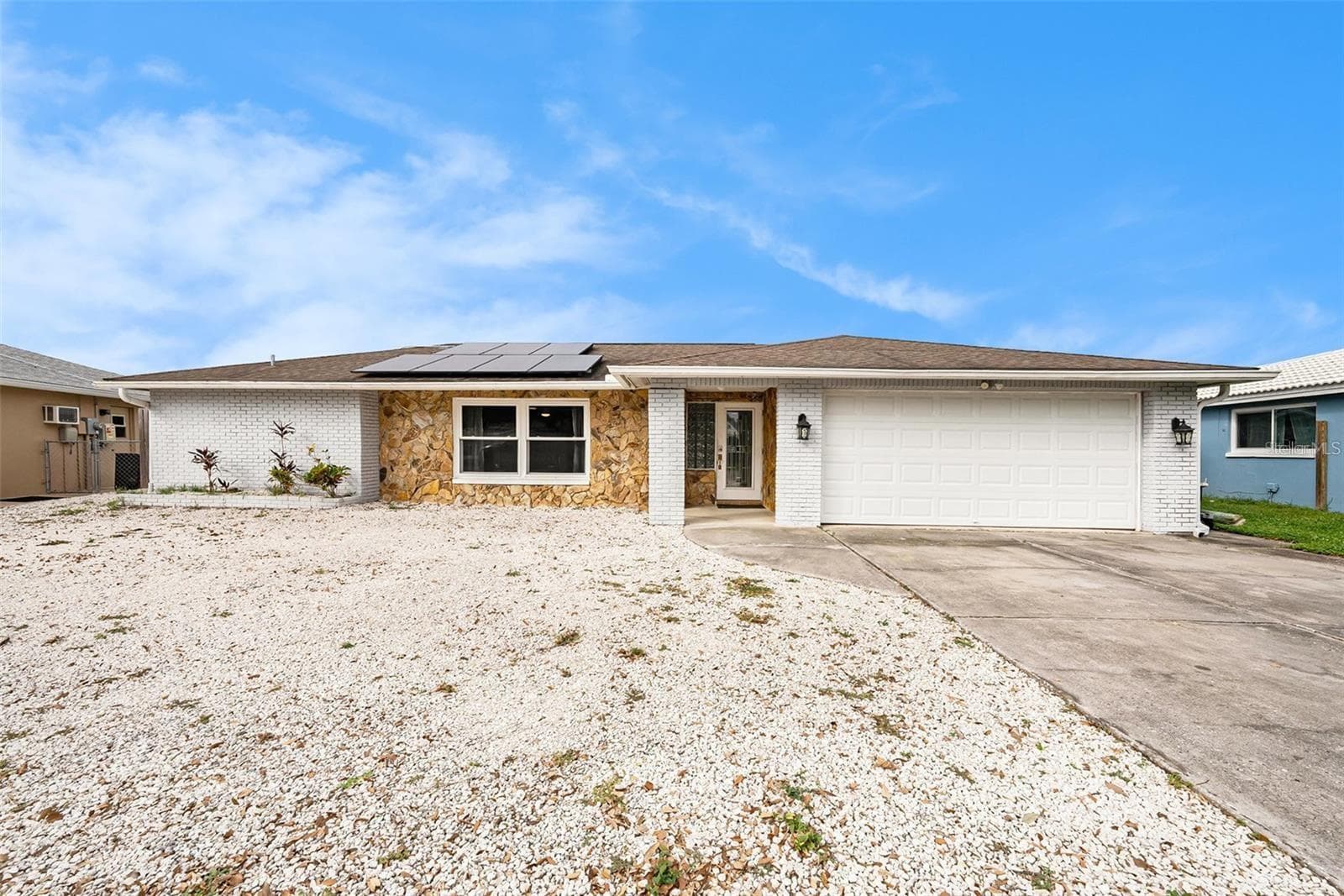 1117 RUSHMORE DR