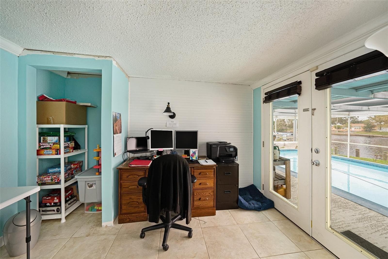 Single Family Residence at 1117 RUSHMORE DR, HOLIDAY, photo 12 of 29