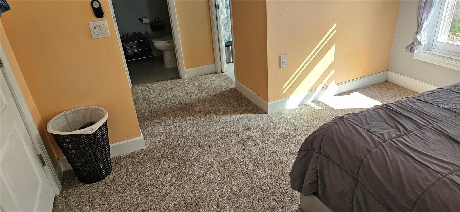 Single Family Residence at 1117 RUSHMORE DR, HOLIDAY, photo 14 of 29