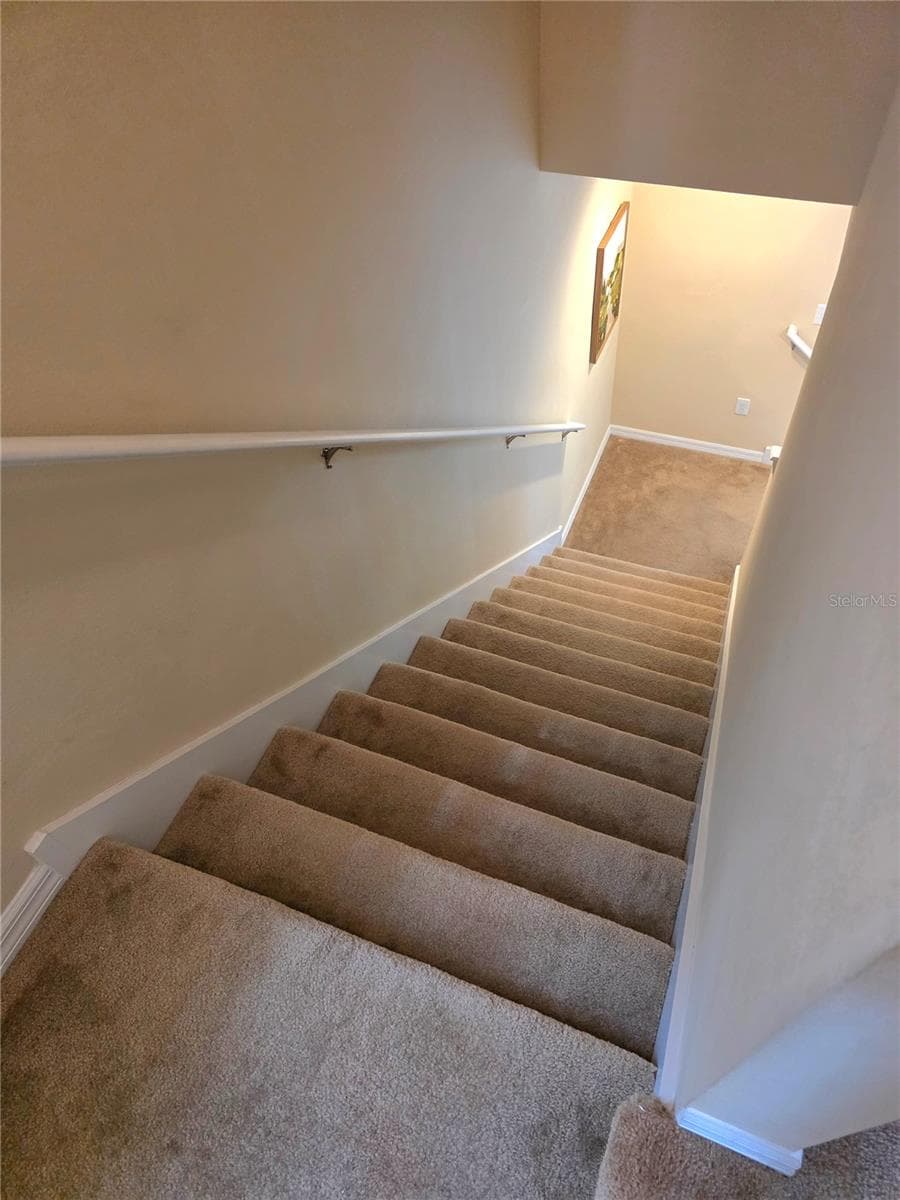 Townhouse at 15801 STABLE RUN DR, SPRING HILL, photo 14 of 37