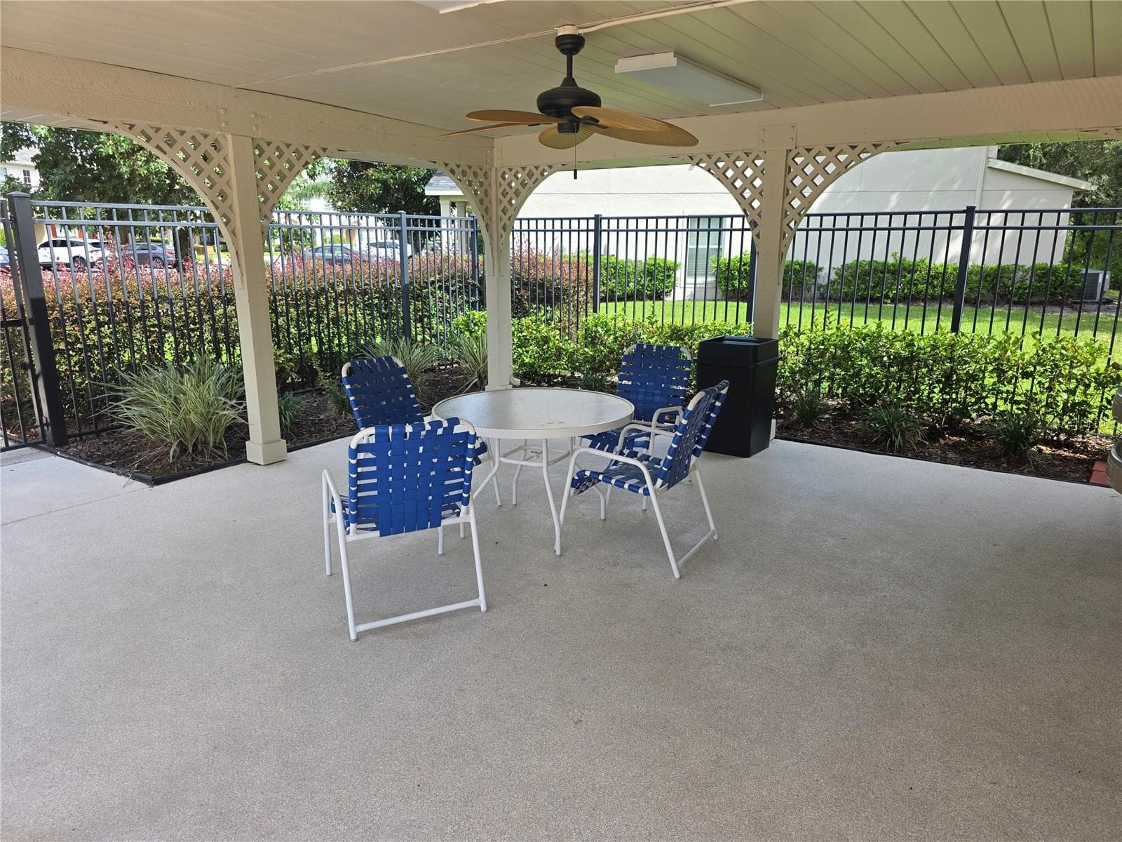 Townhouse at 15801 STABLE RUN DR, SPRING HILL, photo 35 of 37