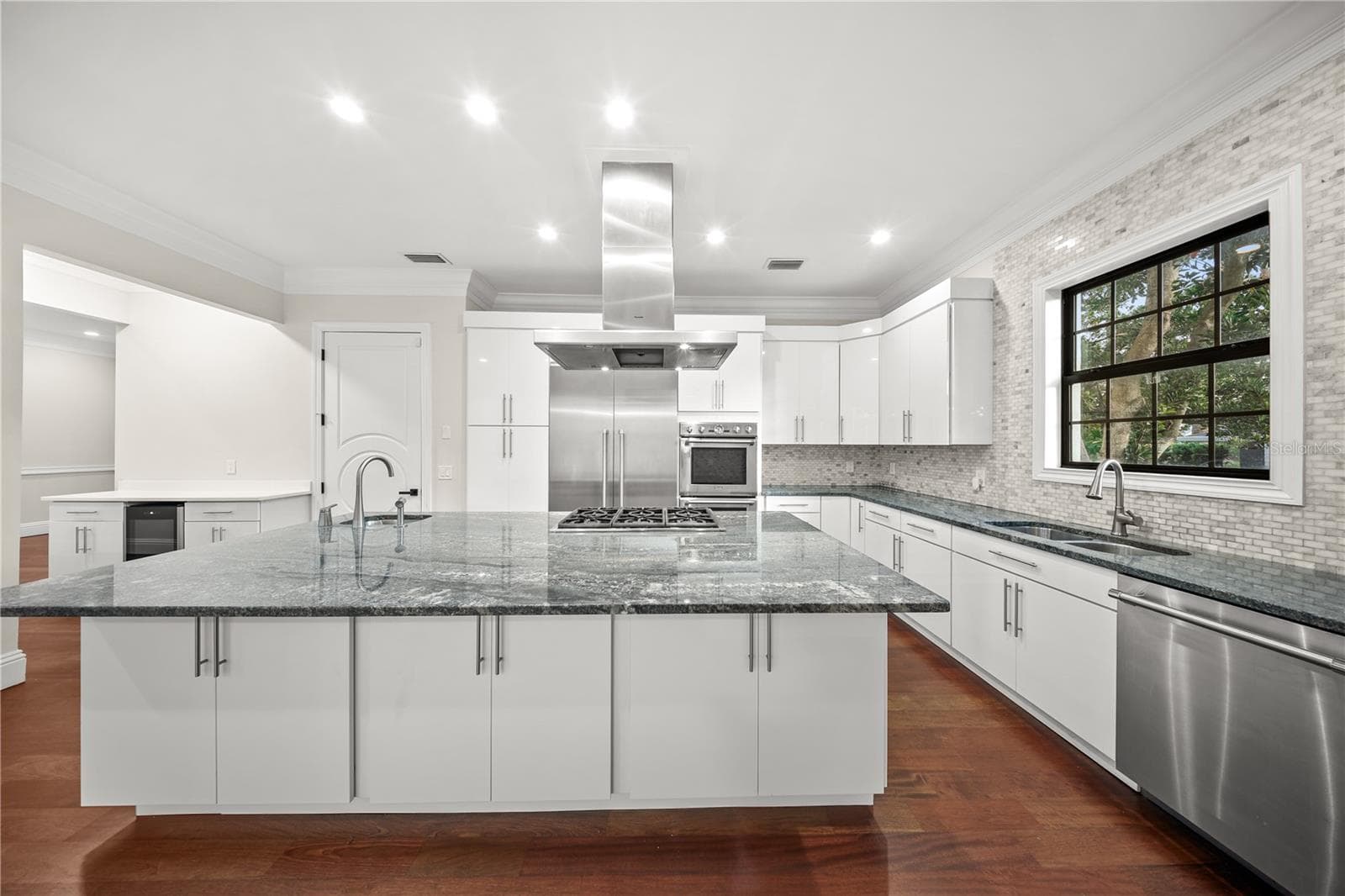 Kitchen - 420 S ROYAL POINCIANA DR, TAMPA