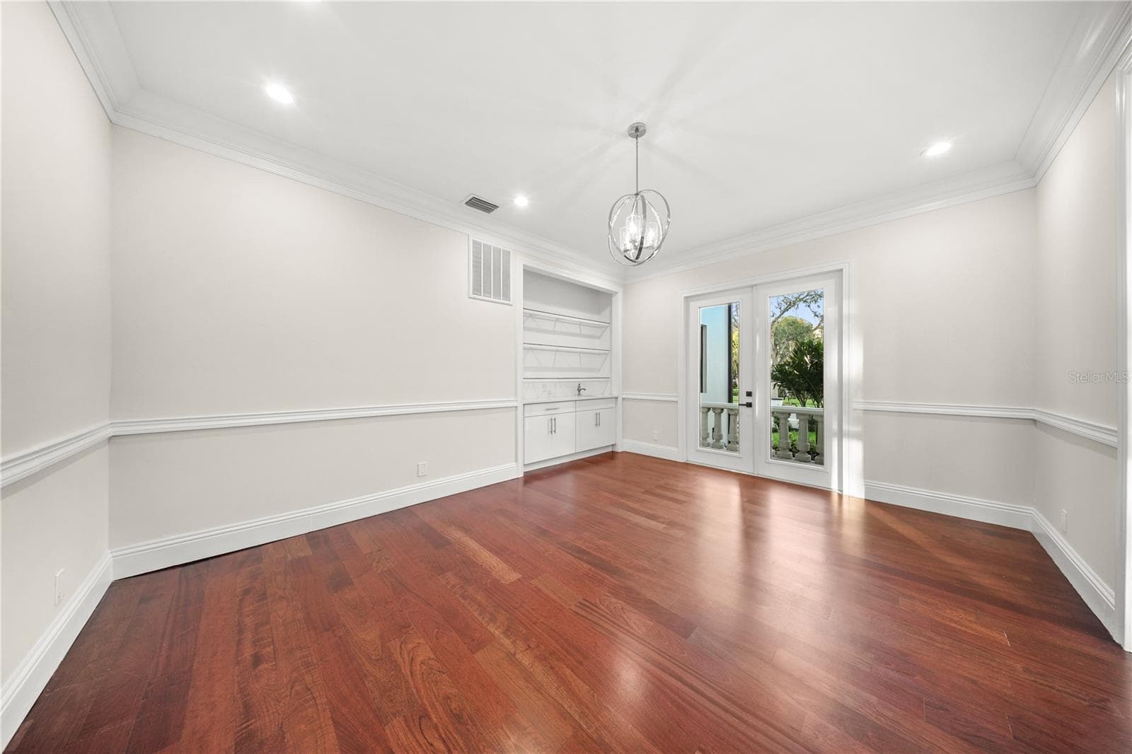 Formal Living Room - 420 S ROYAL POINCIANA DR, TAMPA