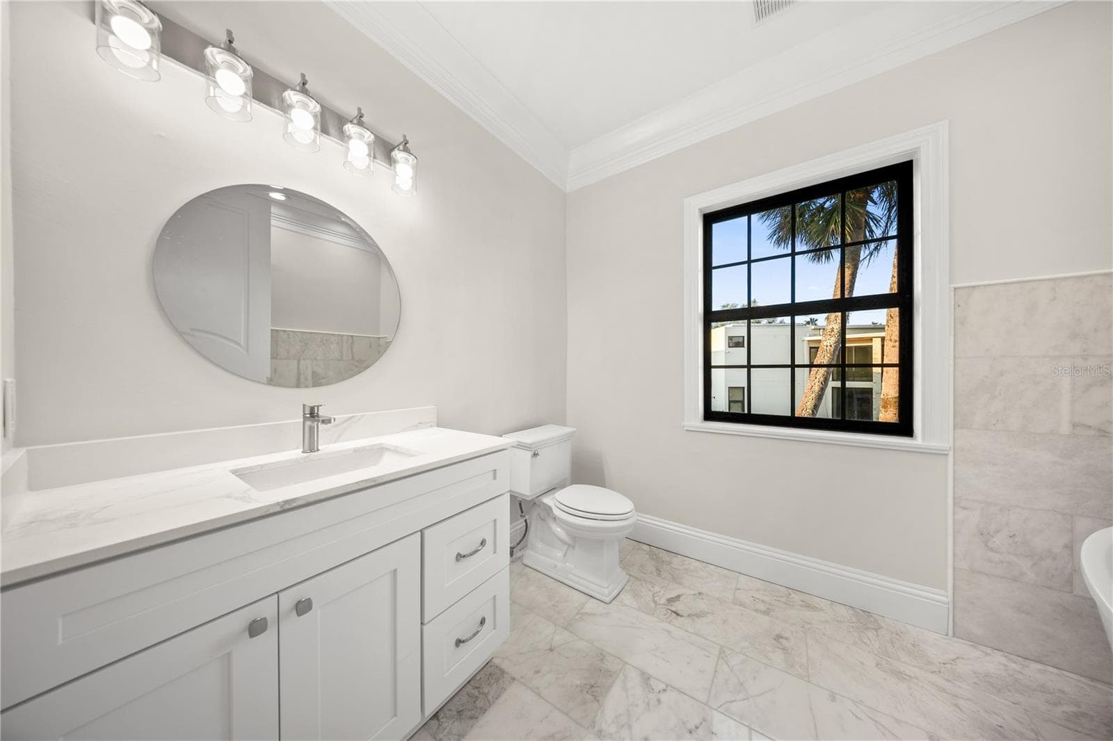 En Suite to Bedroom 5 - 420 S ROYAL POINCIANA DR, TAMPA