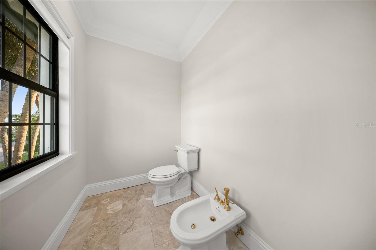 Primary Water Closet - 420 S ROYAL POINCIANA DR, TAMPA