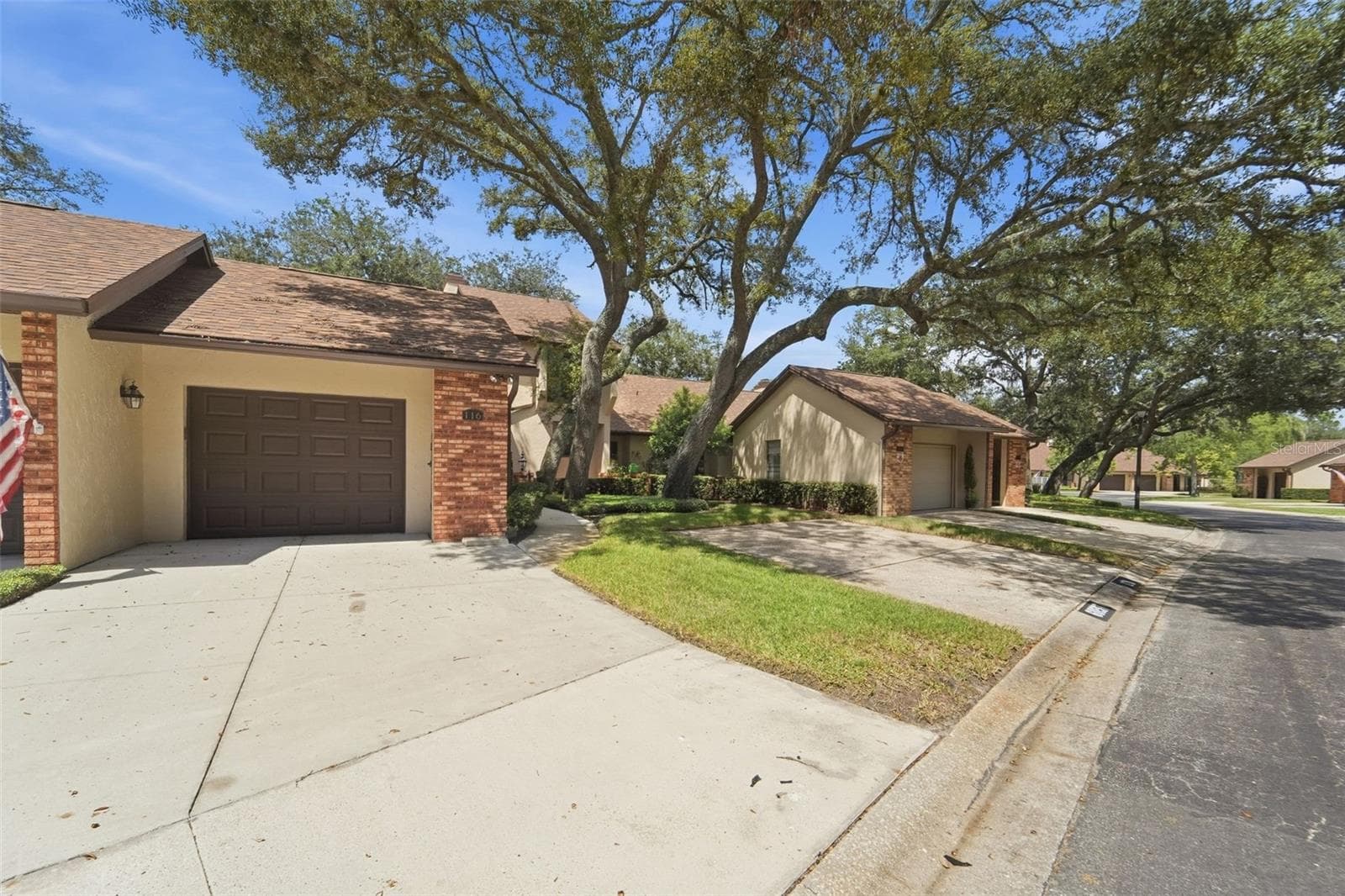 Property Exterior - 116 GOLF CLUB DR, LONGWOOD