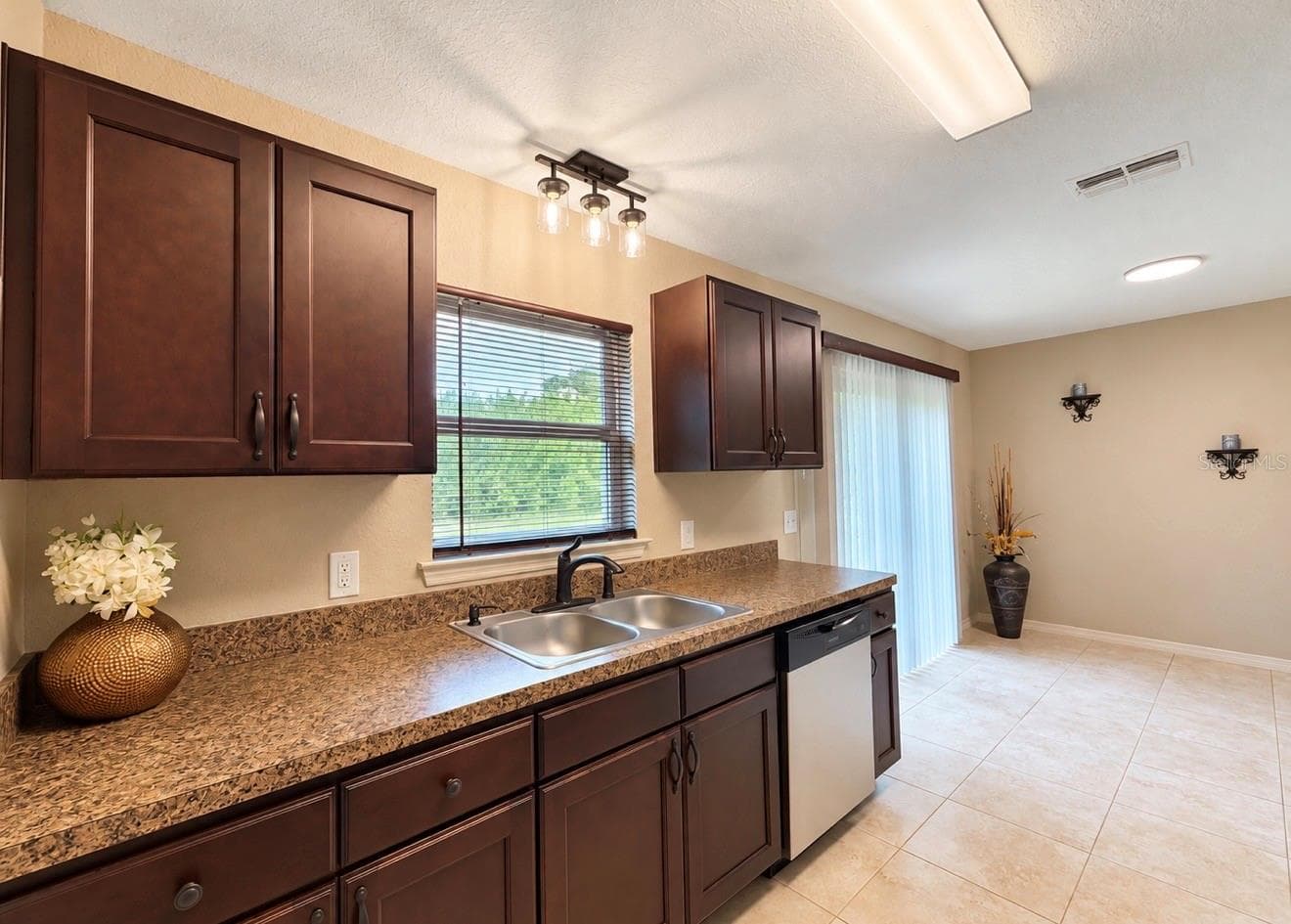 Single Family Residence at 3817 SW 147TH ST, OCALA, photo 7 of 17