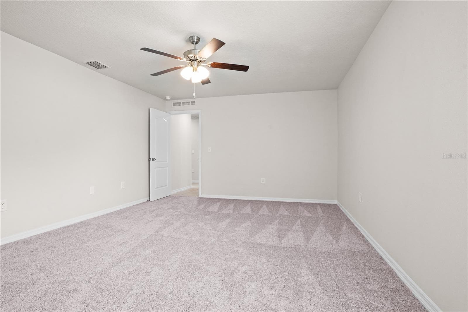 Single Family Residence at 398 W ASTER CT, POINCIANA, photo 16 of 39