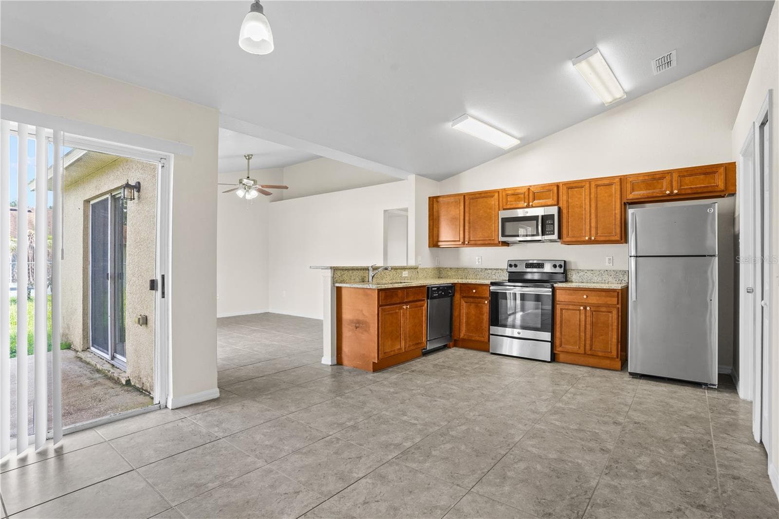 Single Family Residence at 525 KOALA DR, POINCIANA, photo 17 of 38