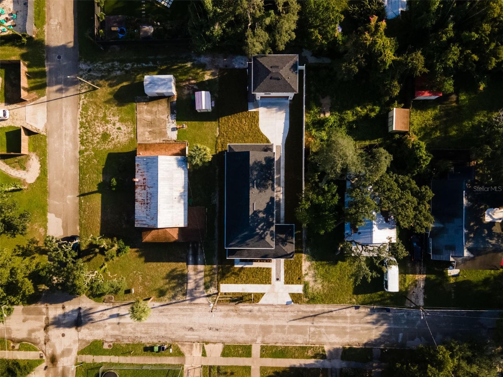 Single Family Residence at 1207 E ELLICOTT ST, TAMPA, photo 73 of 76