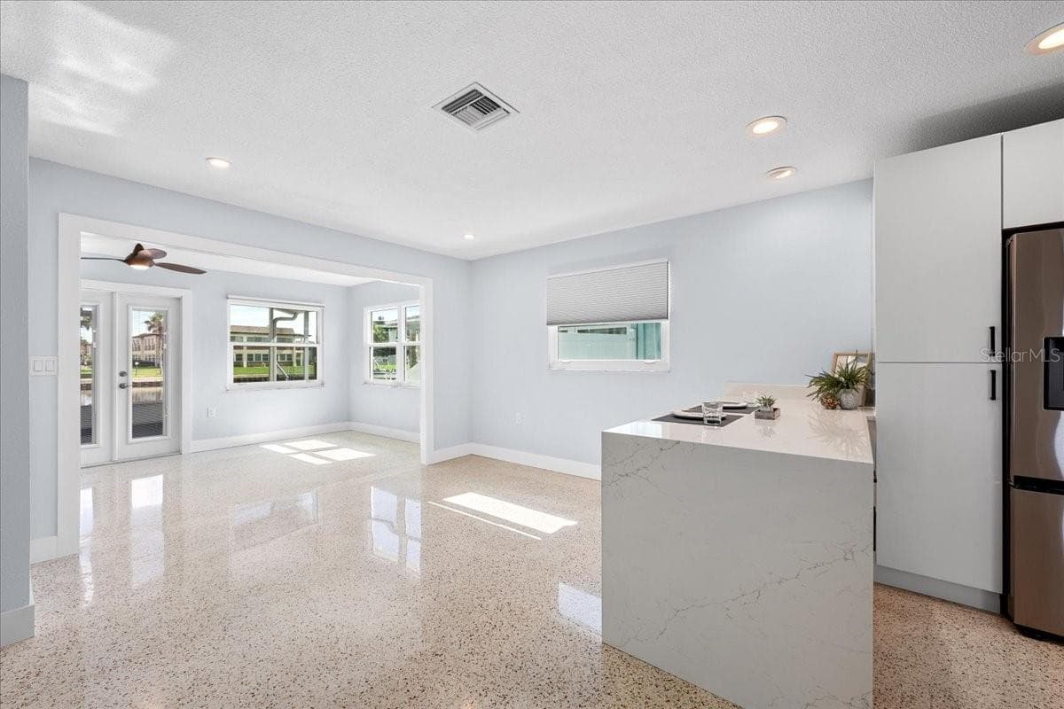 Single Family Residence at 4821 FLORAMAR TER, NEW PORT RICHEY, photo 6 of 63