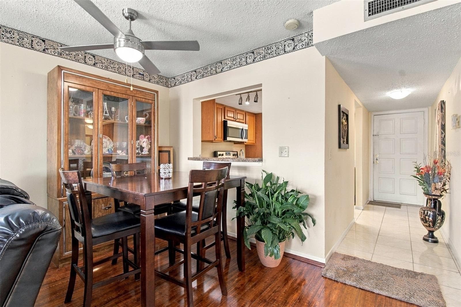 Condominium at 6308 NEWTOWN CIR #8B5, TAMPA, photo 21 of 27
