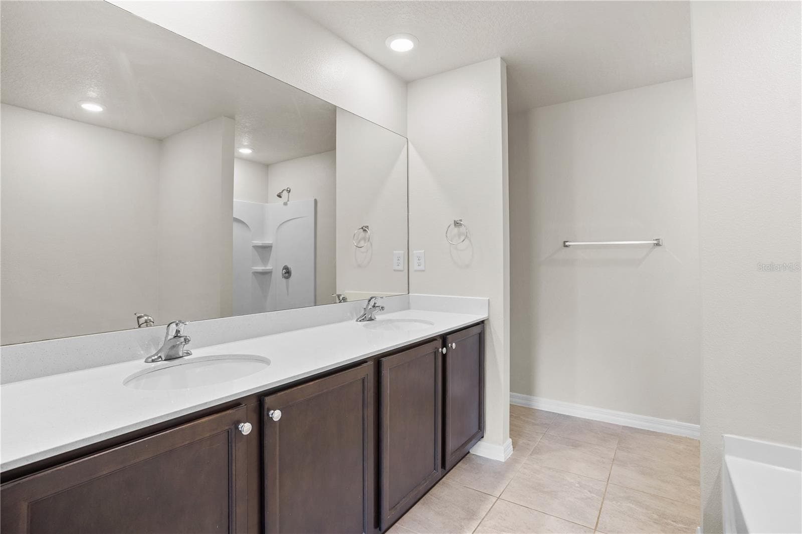Single Family Residence at 215 GOLDENROD LN, POINCIANA, photo 21 of 39