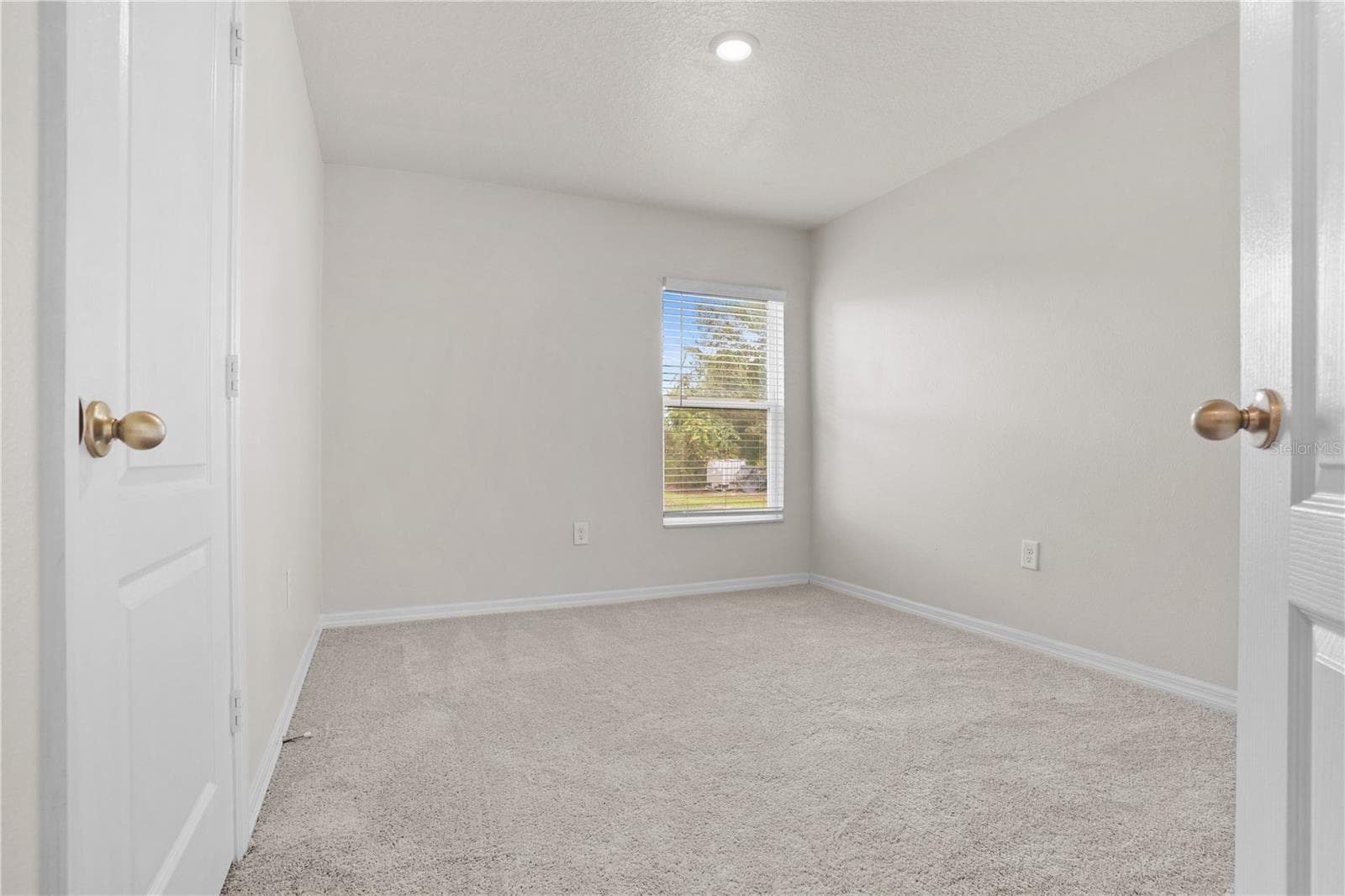Single Family Residence at 215 GOLDENROD LN, POINCIANA, photo 27 of 39