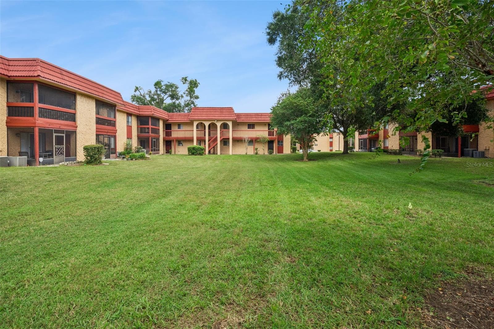 Back Exterior - 2856 N POWERS DR #115, ORLANDO