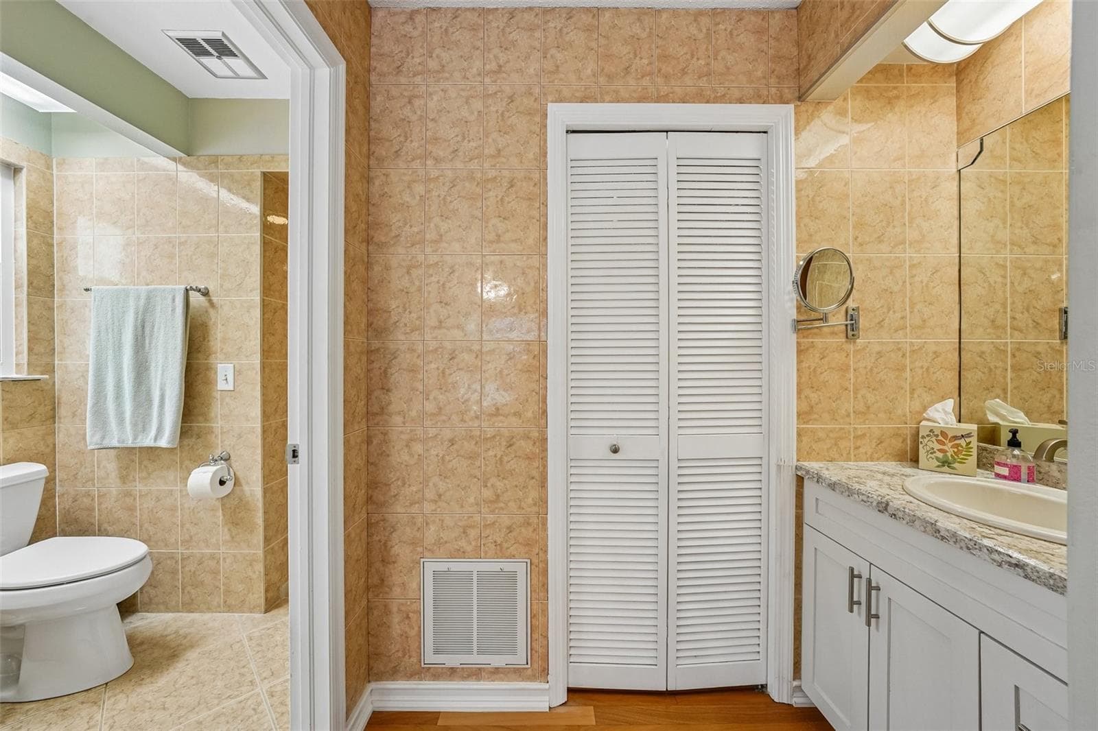 Single Family Residence at 5050 LAKE VALENCIA BLVD W, PALM HARBOR, photo 14 of 37