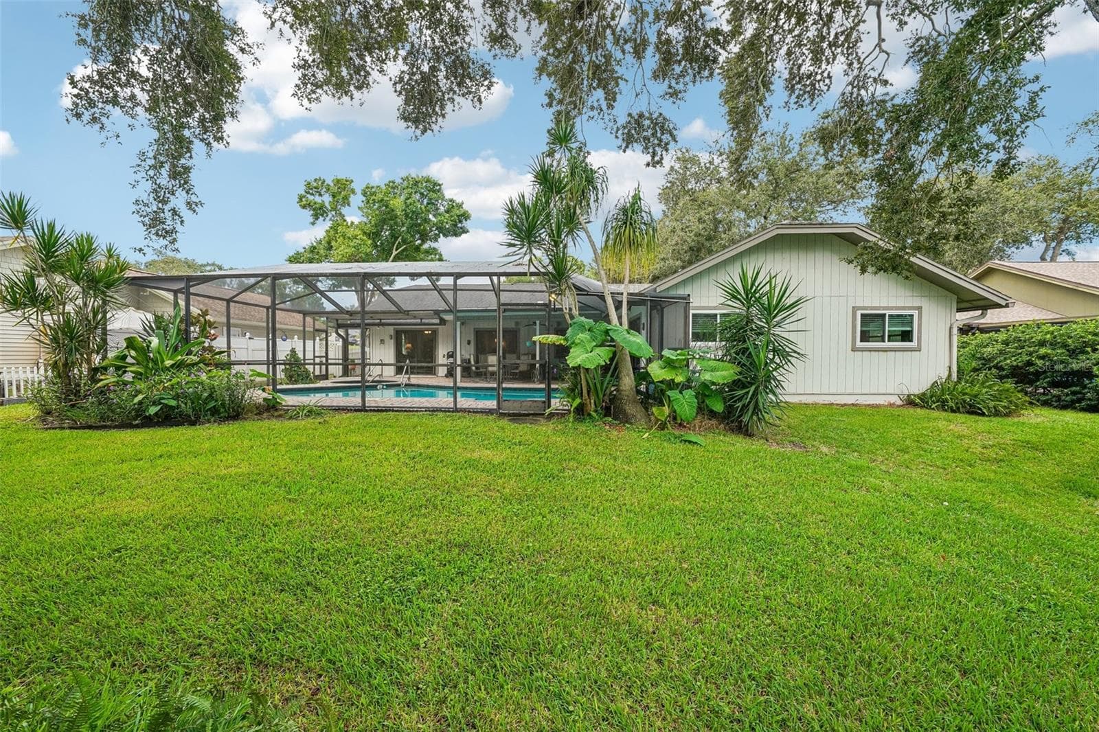 Single Family Residence at 5050 LAKE VALENCIA BLVD W, PALM HARBOR, photo 23 of 37