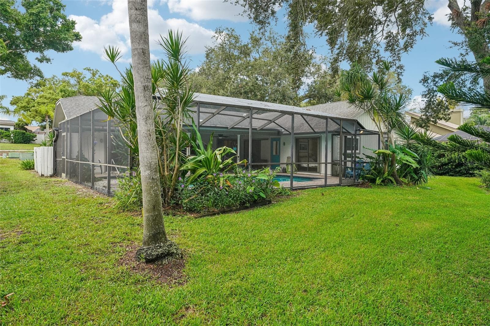 Single Family Residence at 5050 LAKE VALENCIA BLVD W, PALM HARBOR, photo 24 of 37