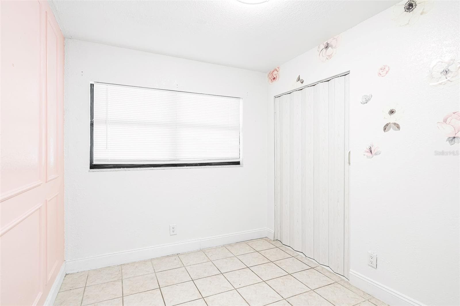 Single Family Residence at 6524 LA MESA CIR, TAMPA, photo 16 of 45