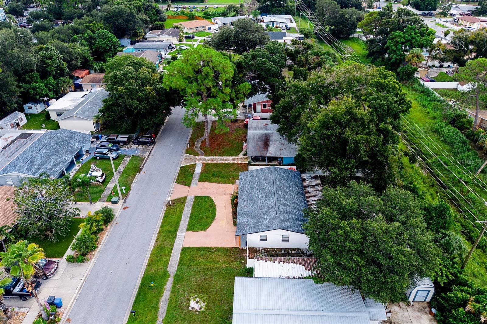 Single Family Residence at 6524 LA MESA CIR, TAMPA, photo 38 of 45