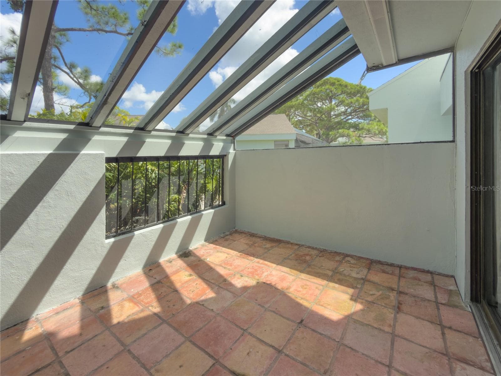 back lanai - 2375 LAKESIDE MEWS #D2, SARASOTA