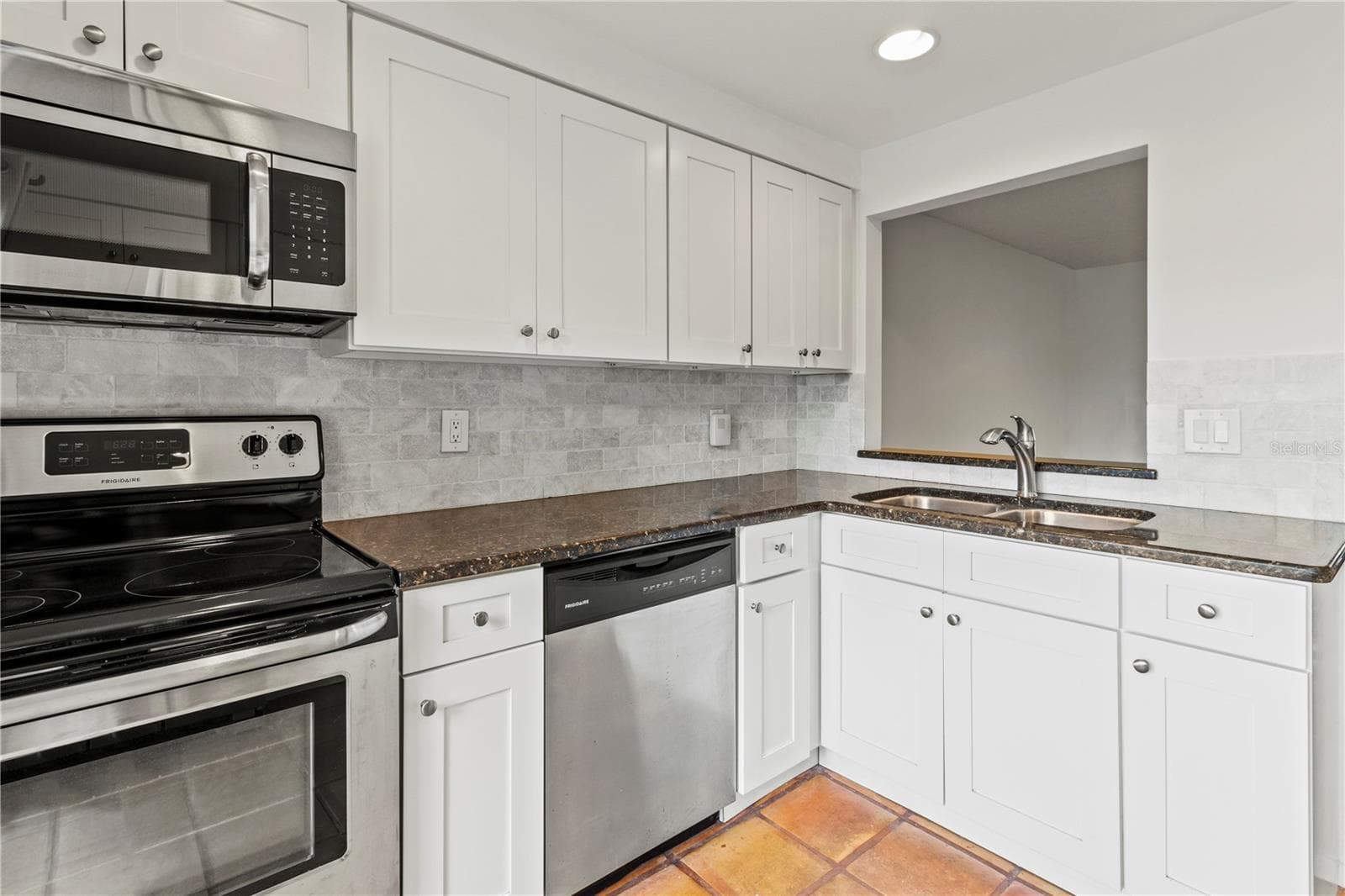 Condominium at 2375 LAKESIDE MEWS #D2, SARASOTA, photo 6 of 58