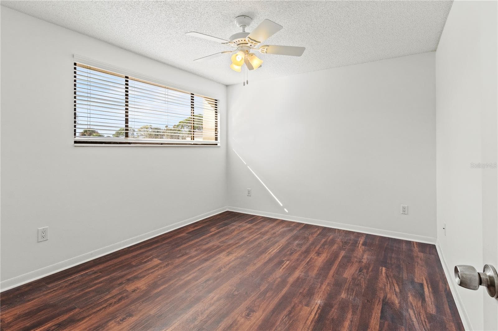third bedroom - 2375 LAKESIDE MEWS #D2, SARASOTA