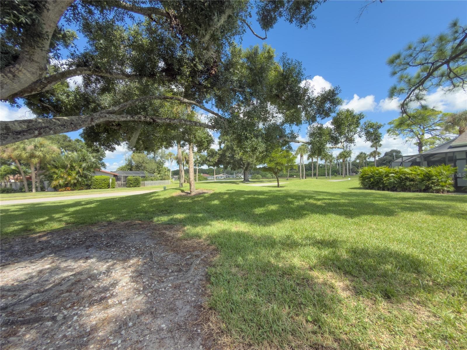 Condominium at 2375 LAKESIDE MEWS #D2, SARASOTA, photo 41 of 58