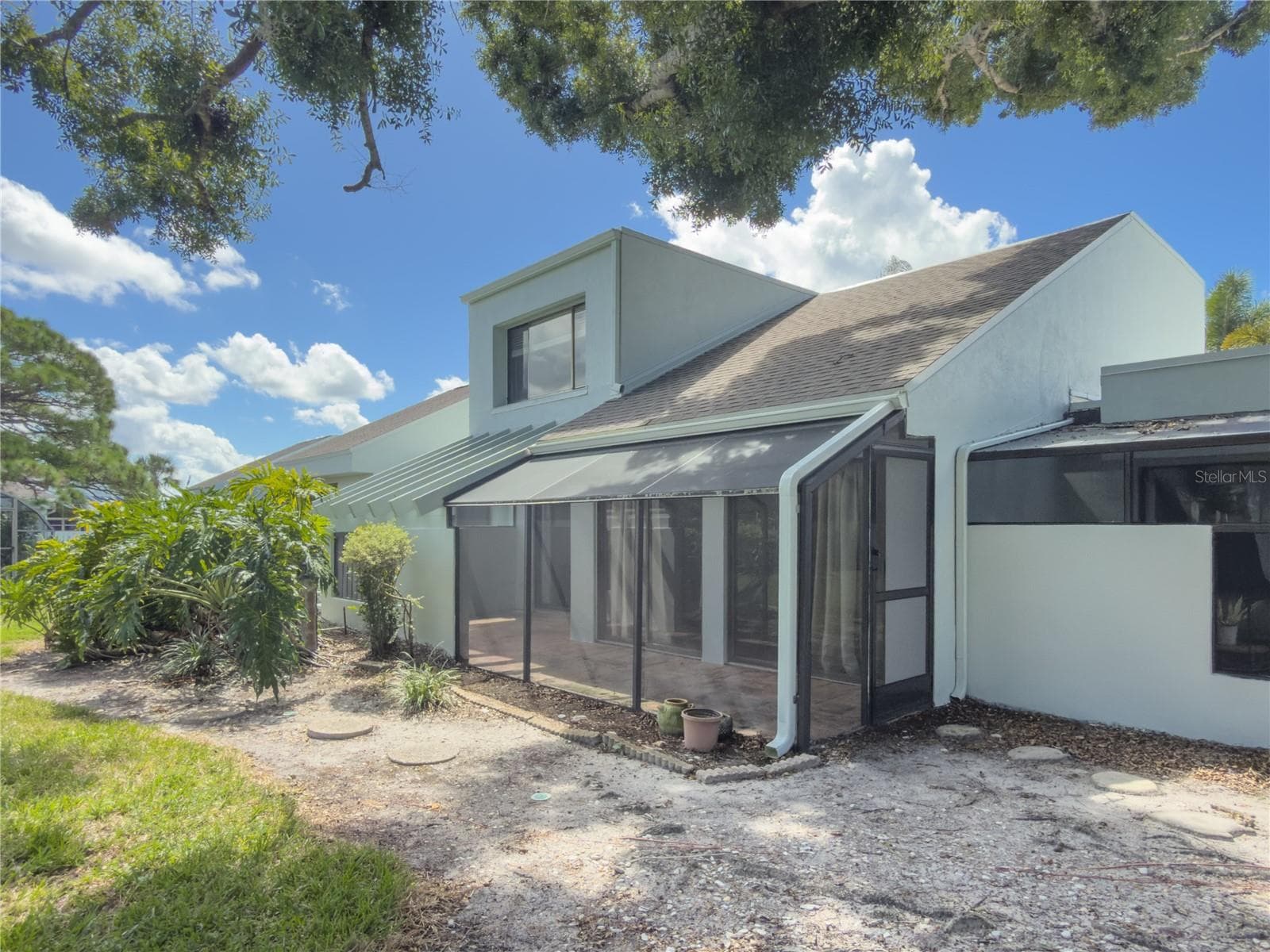 Condominium at 2375 LAKESIDE MEWS #D2, SARASOTA, photo 10 of 58
