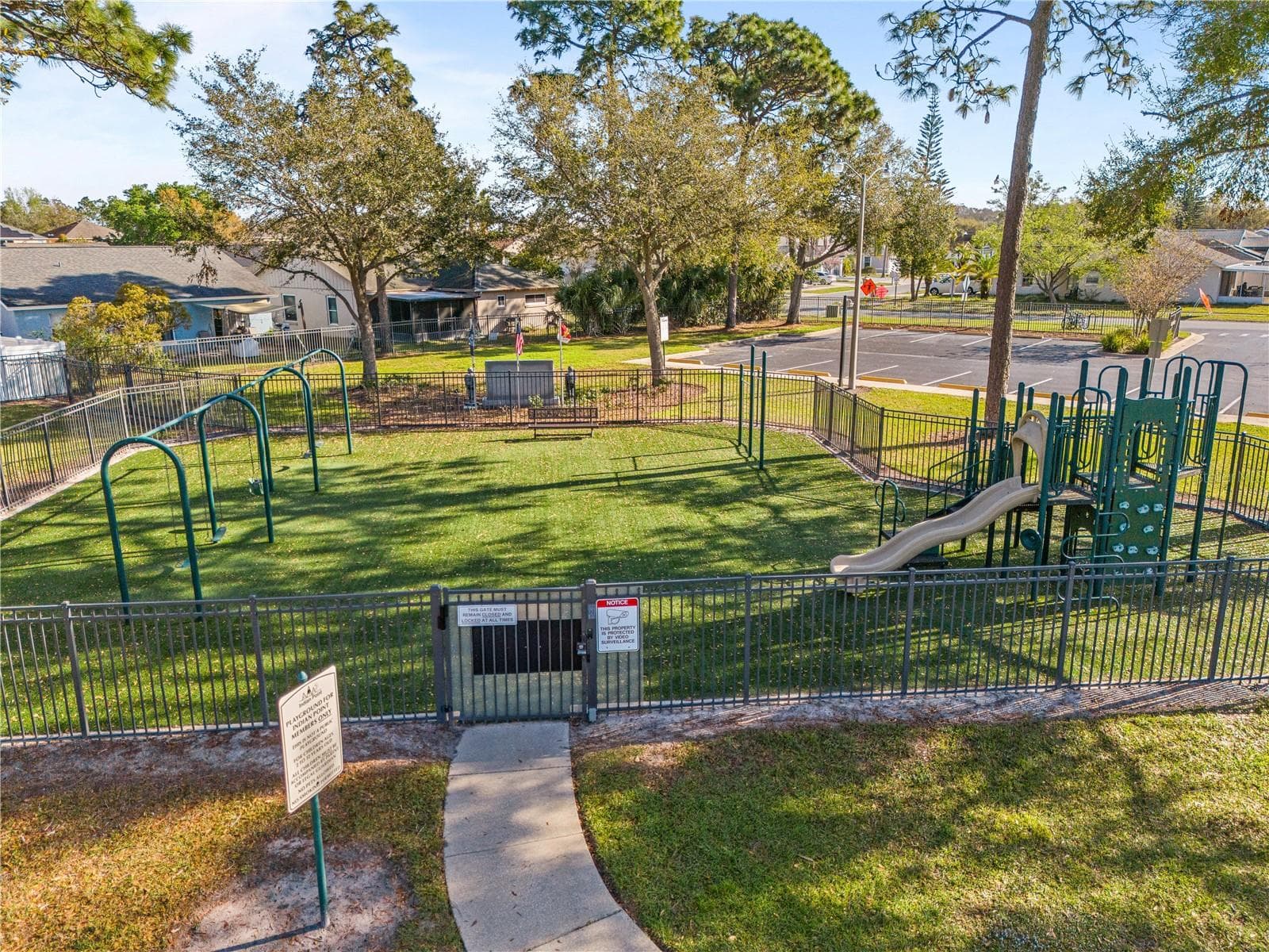 Single Family Residence at 4609 CHEYENNE POINT TRL, KISSIMMEE, photo 42 of 47