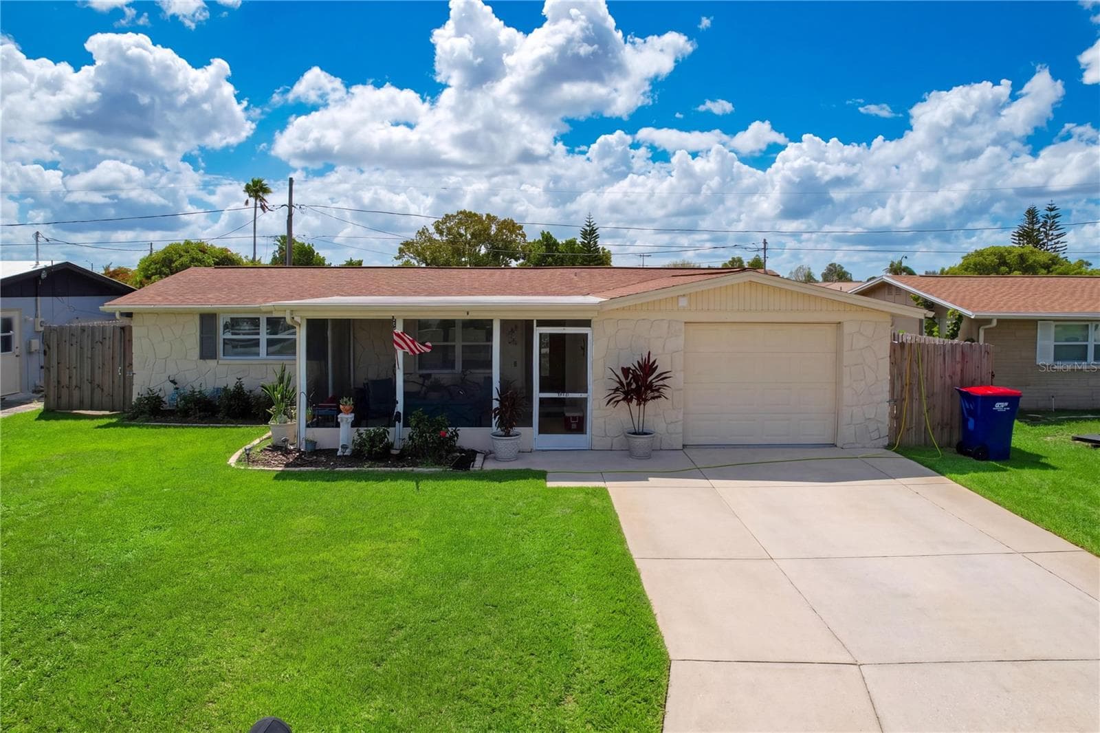 Single Family Residence at 3748 REDWOOD DR, HOLIDAY, photo 2 of 42