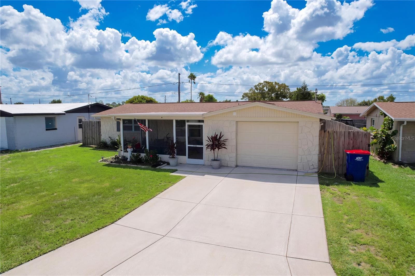 Single Family Residence at 3748 REDWOOD DR, HOLIDAY, photo 3 of 42
