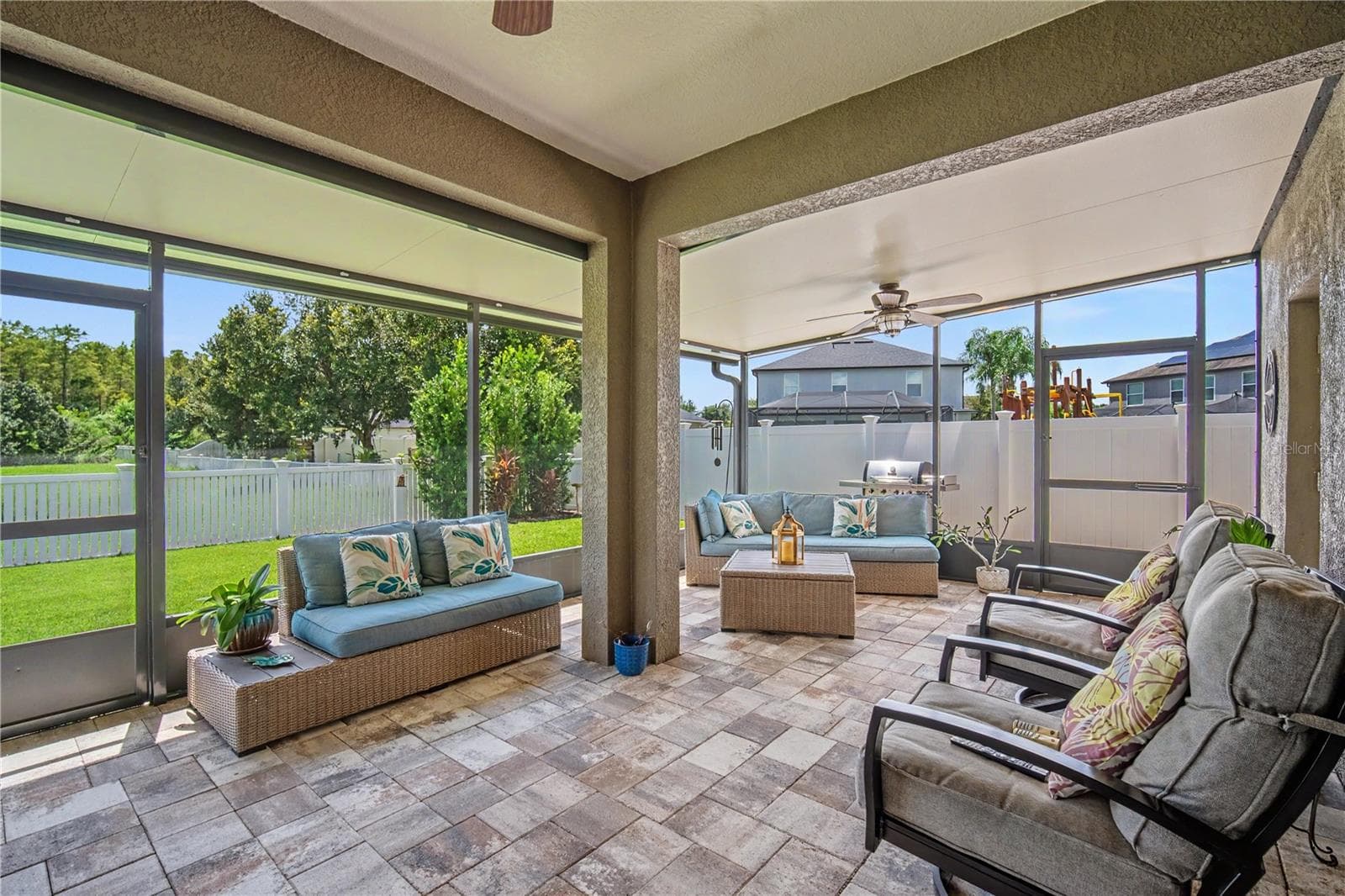 Oversized Back Patio View Facing Southeast - 18756 BURNDALL CT, LAND O LAKES