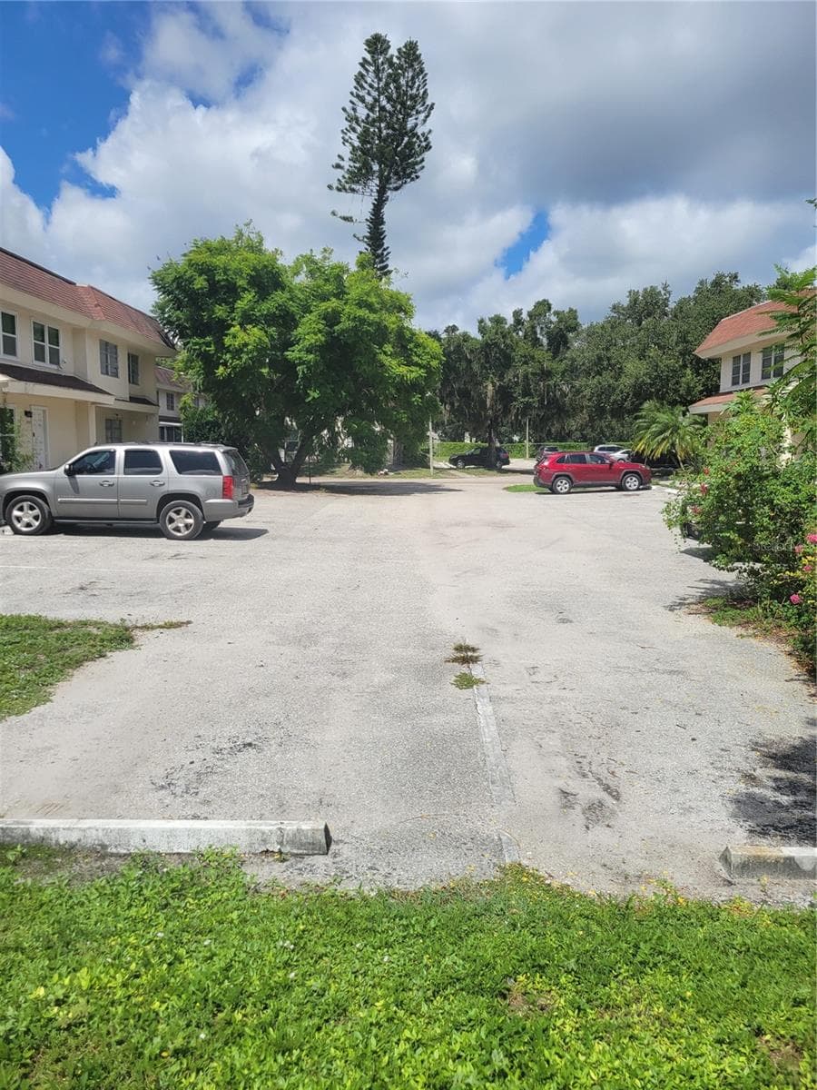 Cul De Sac View - Down the street view - 3756 AMHERST WAY #1, SARASOTA
